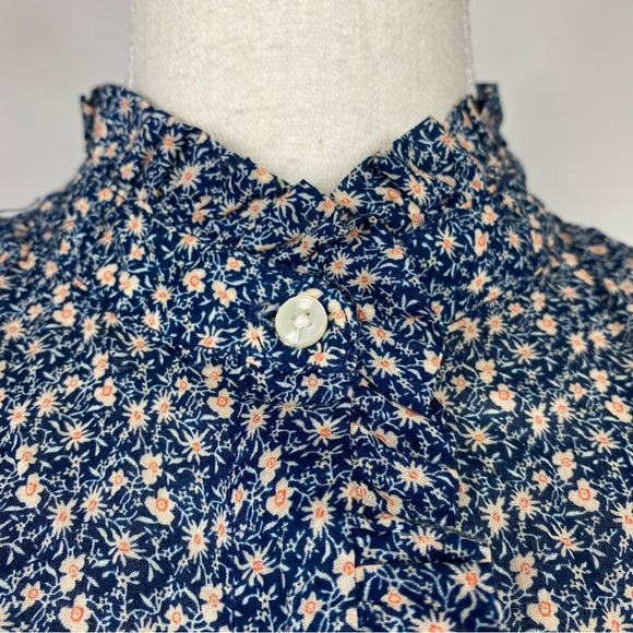 TROVATA Birds of Paradis ditzy floral print ruffle high neck button down blouse - Picture 2 of 9